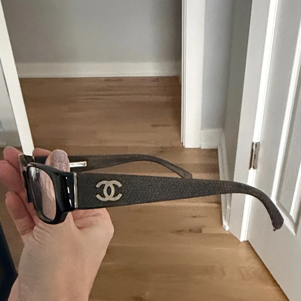 CHANEL Black Rectangular Eyeglasses with Quilted Case and CC Logo - Picture 2 of 9